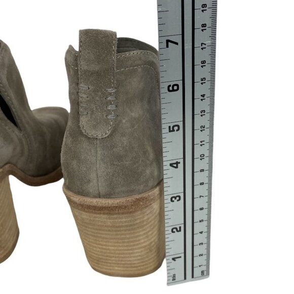 Jeffrey Campbell Rosee Taupe Suede‎ Block Heel Ankle Booties Size 8 Minimalist - Picture 13 of 13